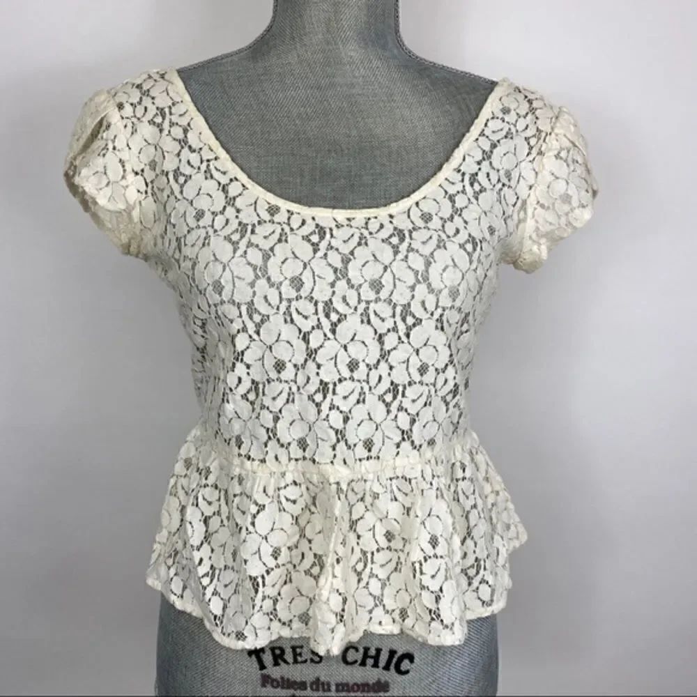 Urban Outfitters Pins & Needles Ivory Lace Peplum Top Size Small